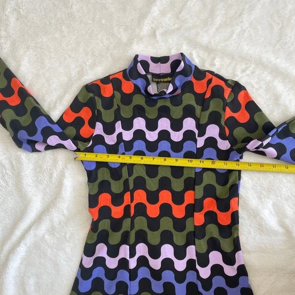 Nooworks Tonya Mock Neck Long Sleeve Mini Dress Multicolor Wavy Stripe Size XS - Picture 4 of 9
